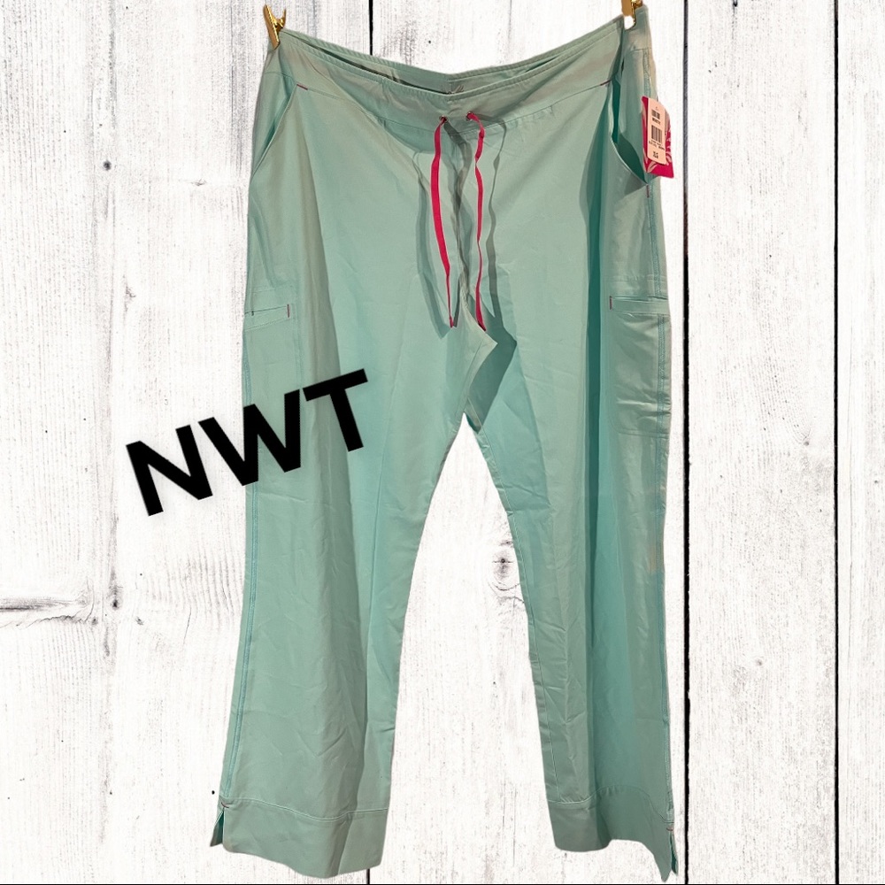 Smitten women’s drawstring cargo scrub pants – S201002